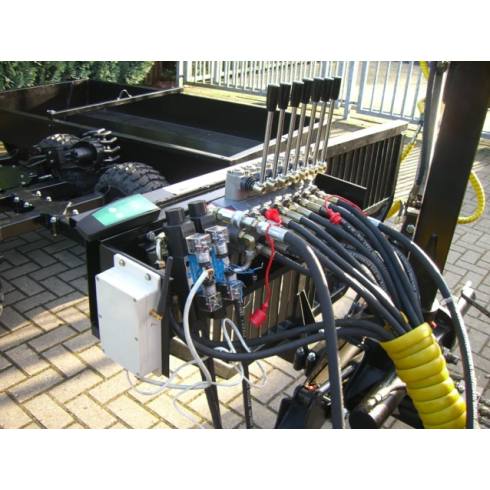 Commande hydraulique pour remorque forestière Jansen HRW-15