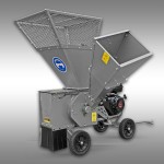 Broyeur de branches et végétaux Jansen GTS-13 – 15 CV Loncin – double trémie – coupe jusqu’à 9 cm