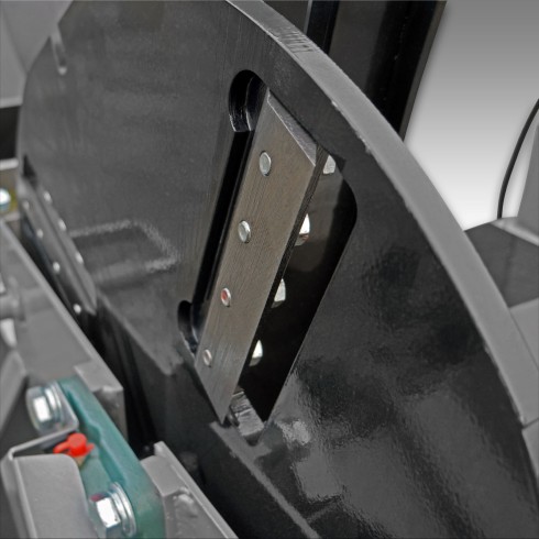 Broyeur de branches pour tracteur Jansen BX-42RS