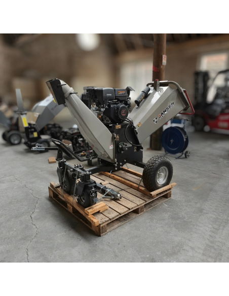 Broyeur de branches thermique Jansen GTS-3000 – 15 CV – coupe 12 cm