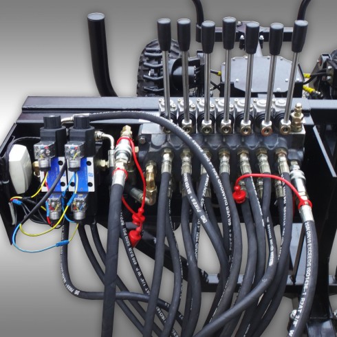 Remorque forestière Jansen HRW-15, Grue de chargement