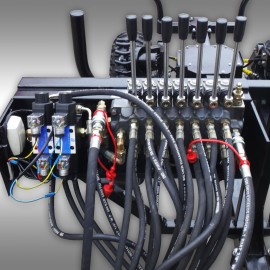 Remorque forestière Jansen HRW-15, Grue de chargement